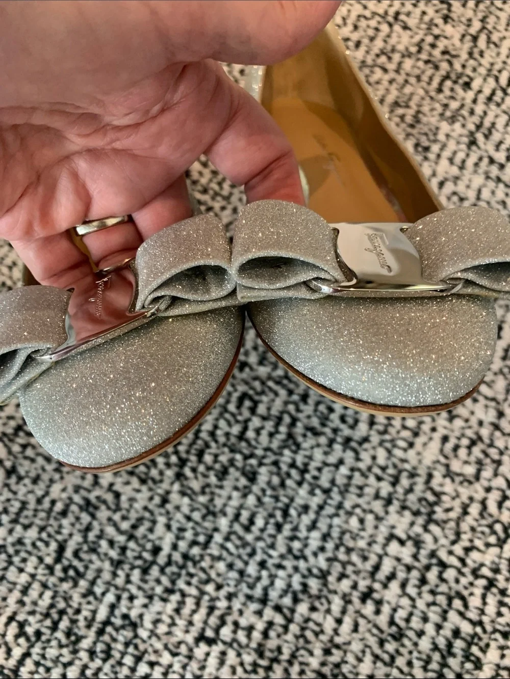 NWT Salvatore Ferragamo Silver Glitter Varina Bow Flats with Logo Plate 71/2